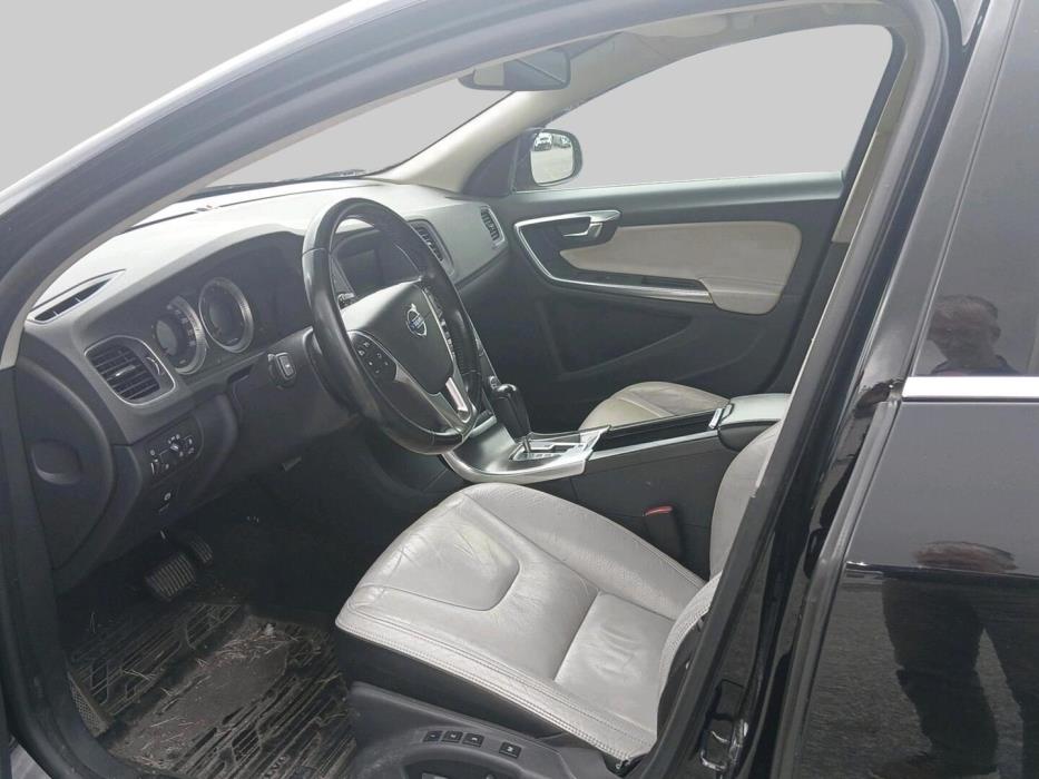 VOLVO S60 2011