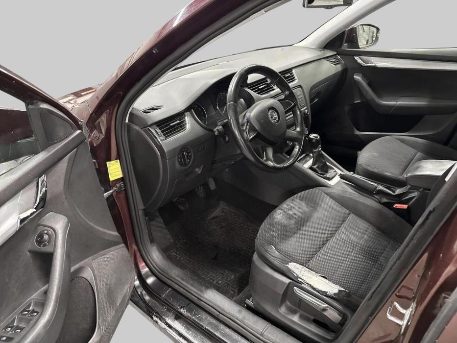 SKODA OCTAVIA 2013