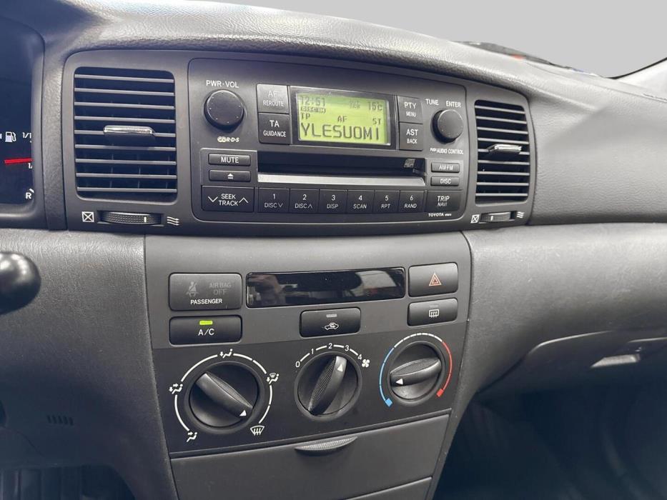 TOYOTA Corolla 2005