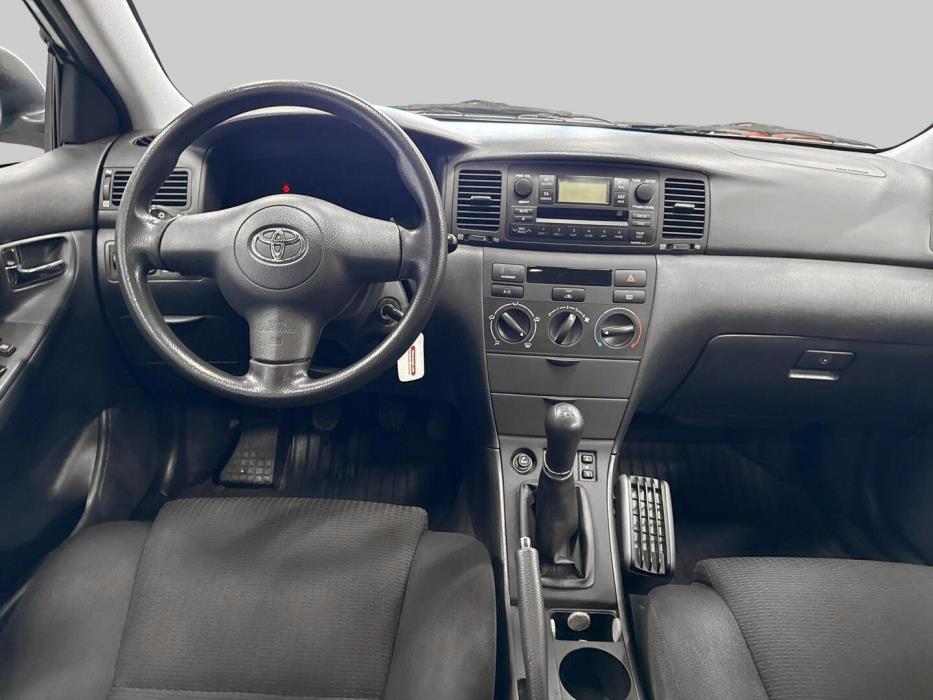 TOYOTA Corolla 2005