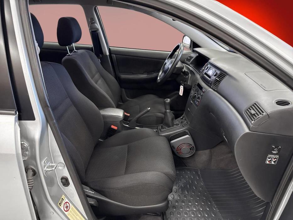 TOYOTA Corolla 2005