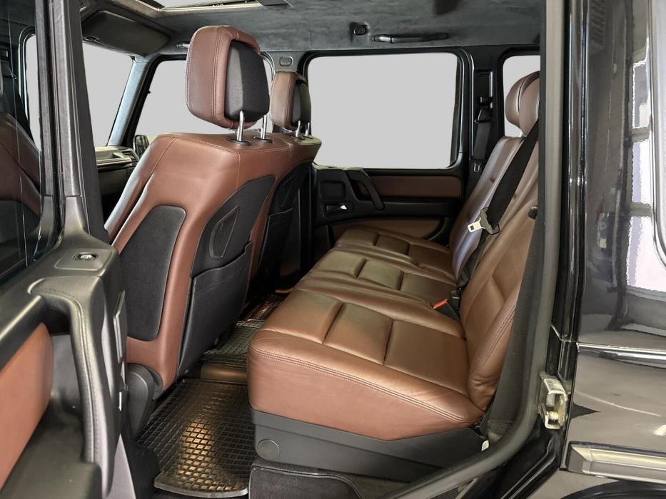 MERCEDES-BENZ G 2011