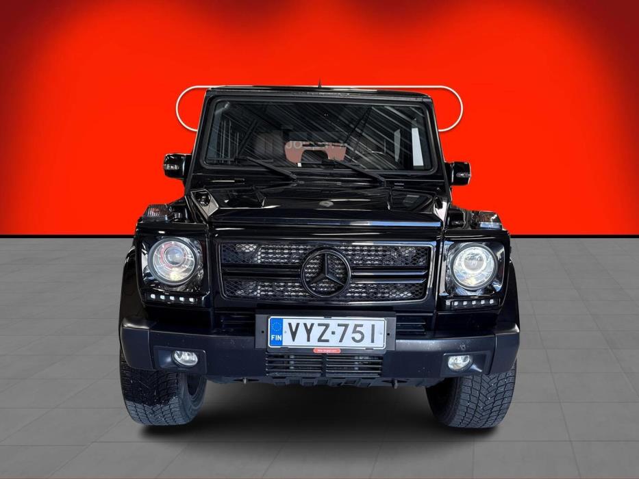 MERCEDES-BENZ G 2011