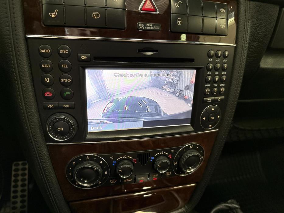 MERCEDES-BENZ G 2011