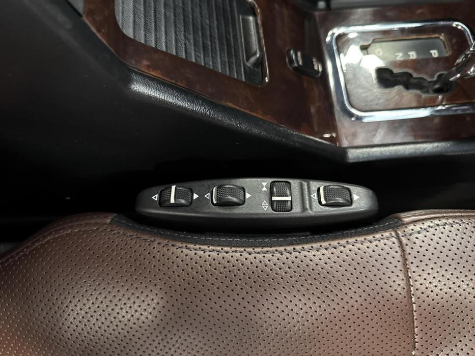 MERCEDES-BENZ G 2011