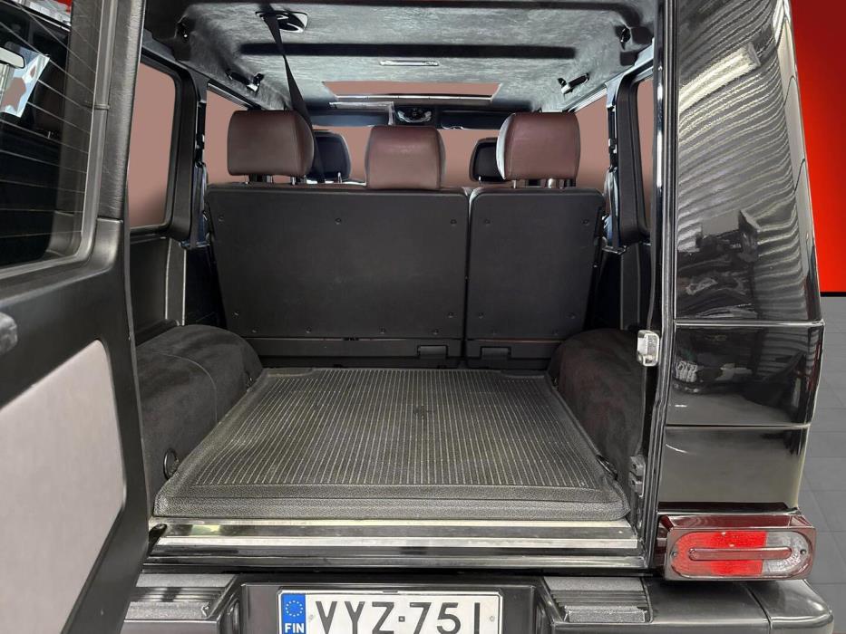 MERCEDES-BENZ G 2011