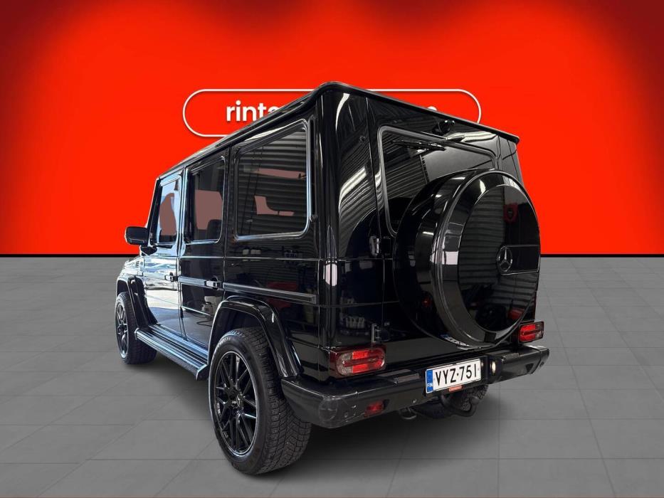 MERCEDES-BENZ G 2011