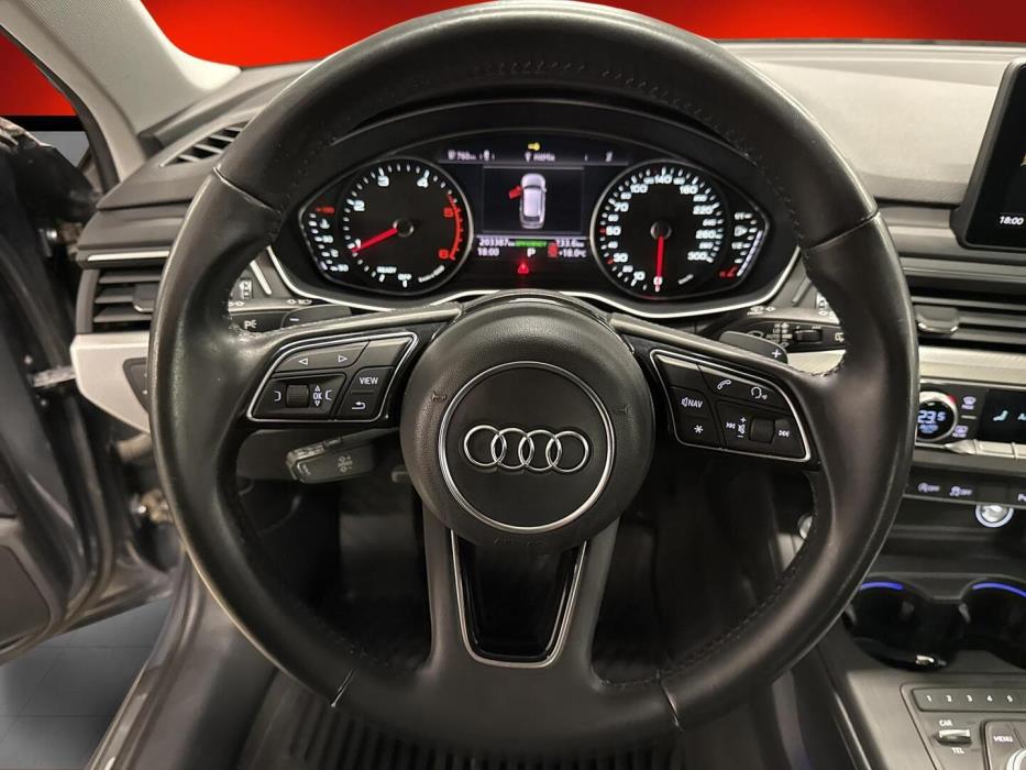 AUDI A4 2016
