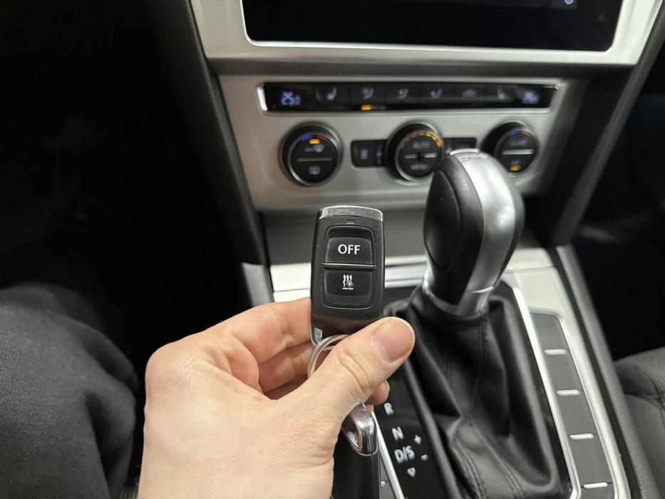 VOLKSWAGEN Passat 2017