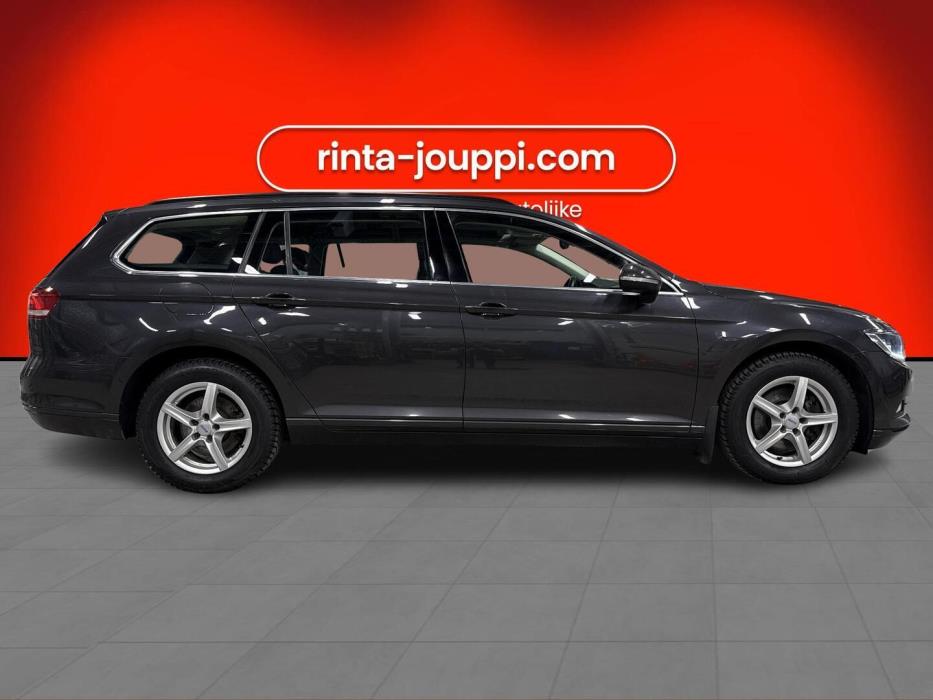 VOLKSWAGEN Passat 2017