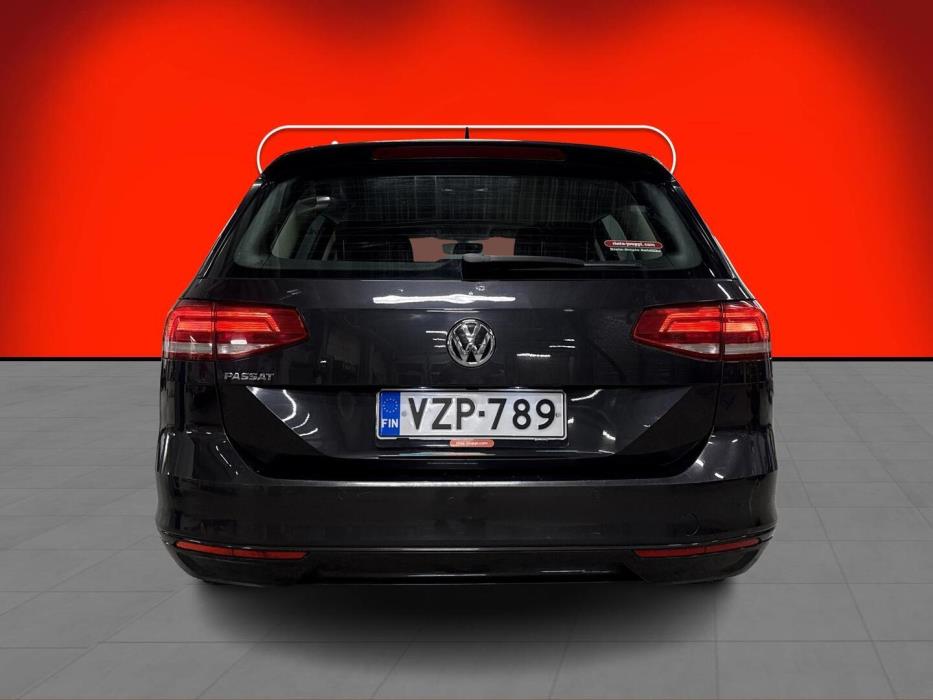 VOLKSWAGEN Passat 2017