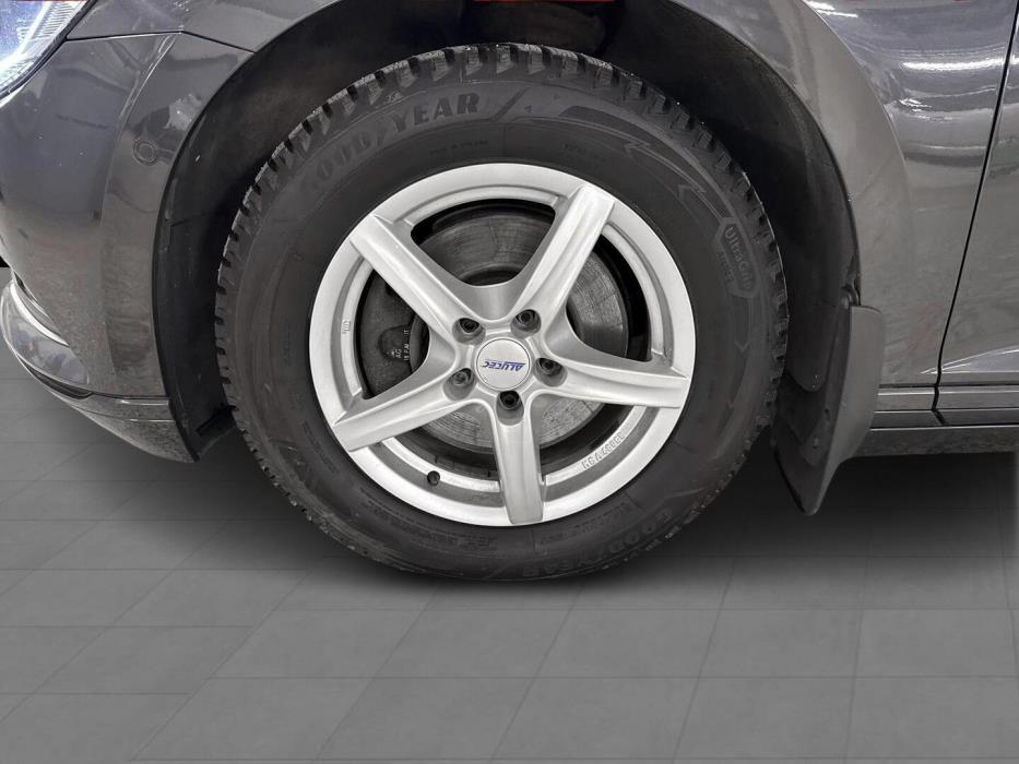 VOLKSWAGEN Passat 2017