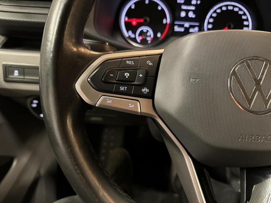 VOLKSWAGEN TRANSPORTER 2022