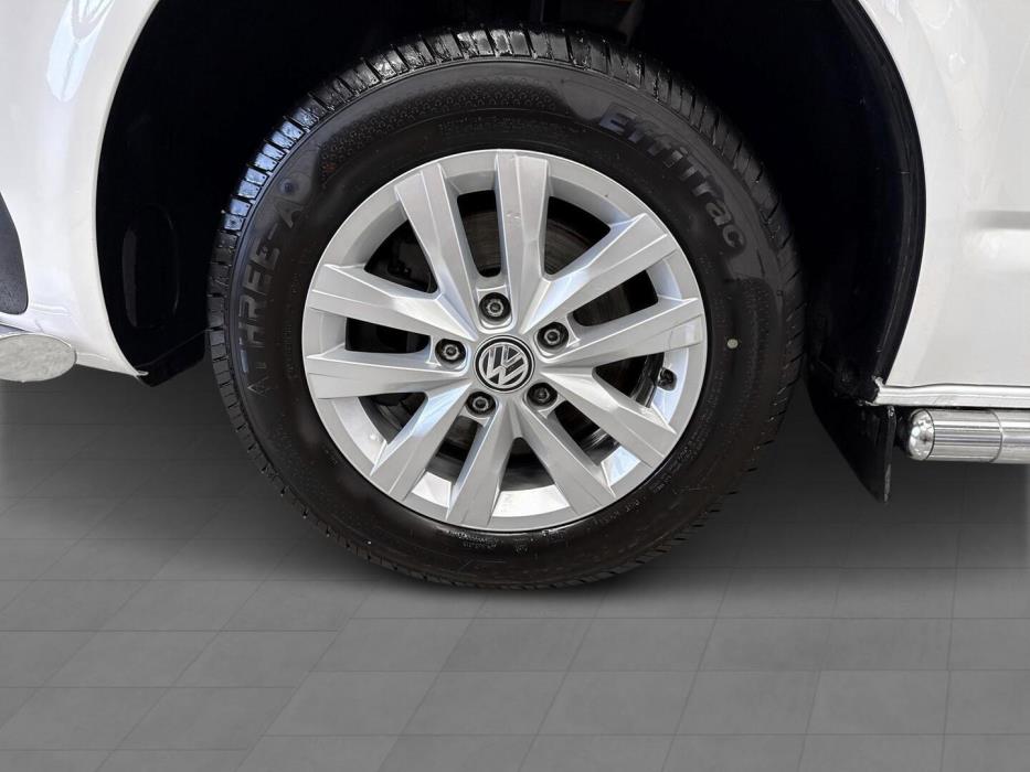 VOLKSWAGEN TRANSPORTER 2022