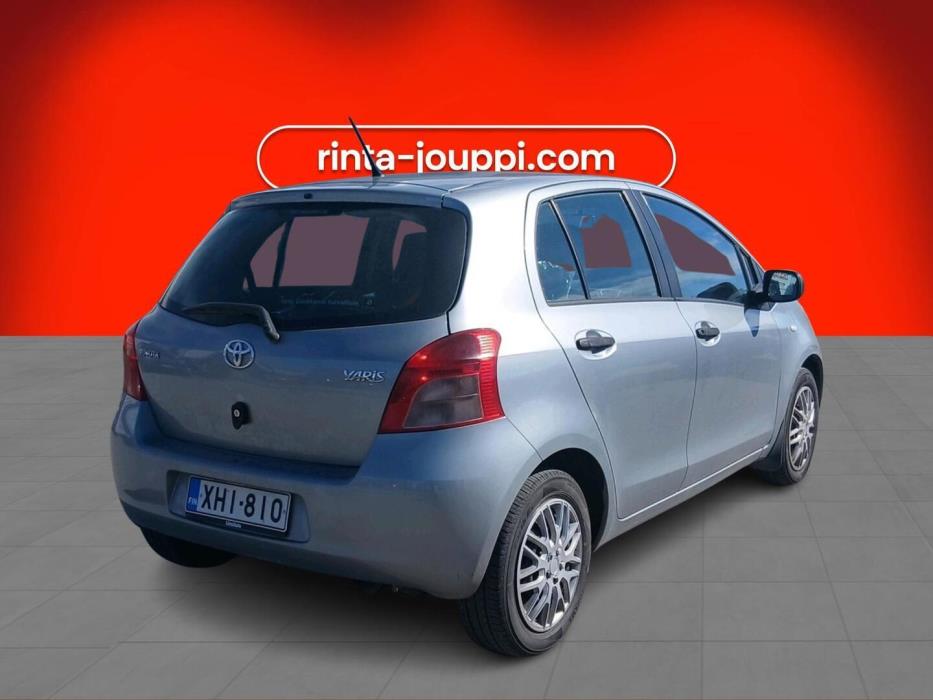 TOYOTA Yaris 2006