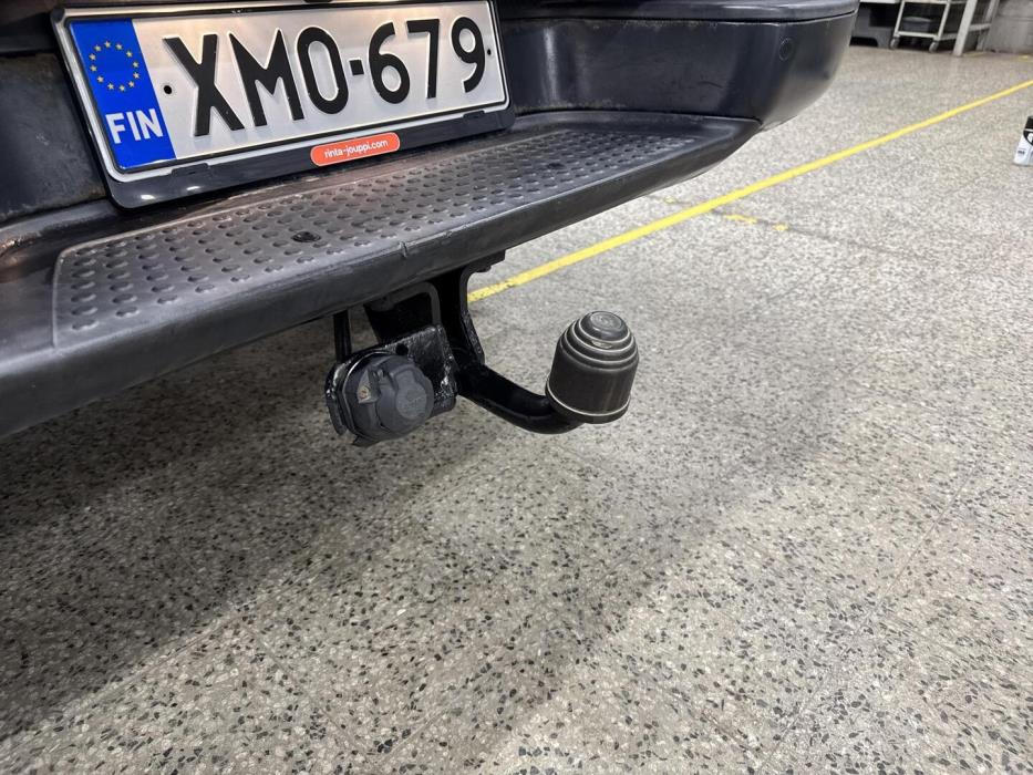 VOLKSWAGEN Amarok 2011