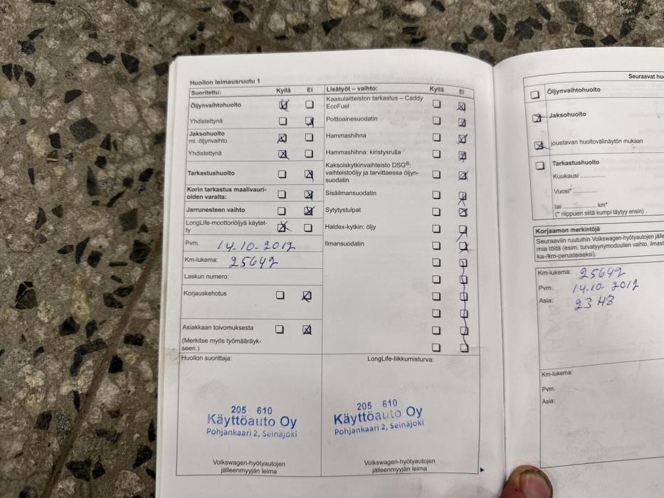 VOLKSWAGEN Amarok 2011