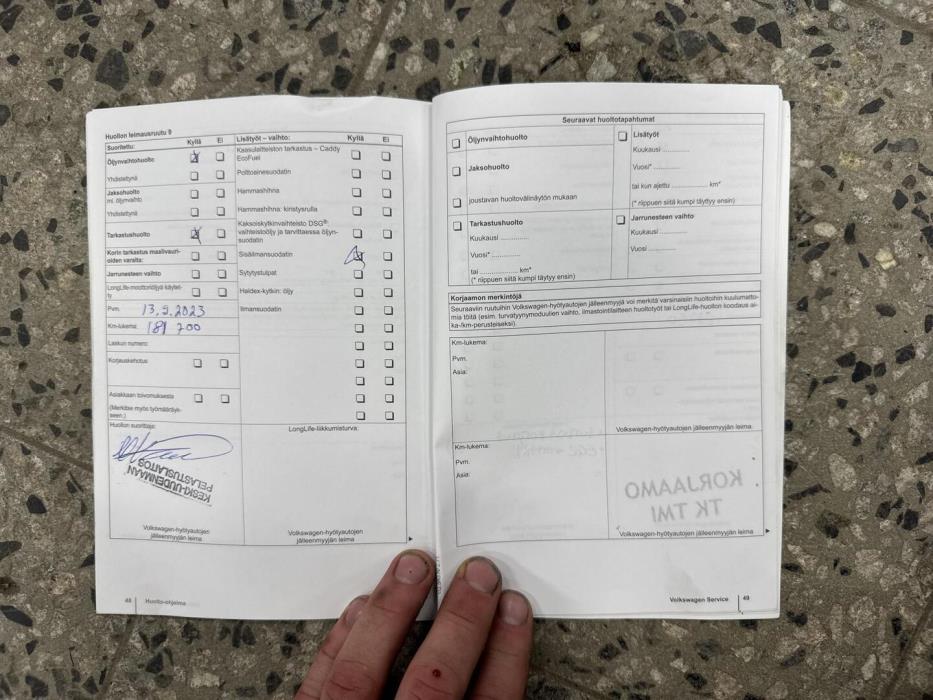 VOLKSWAGEN Amarok 2011