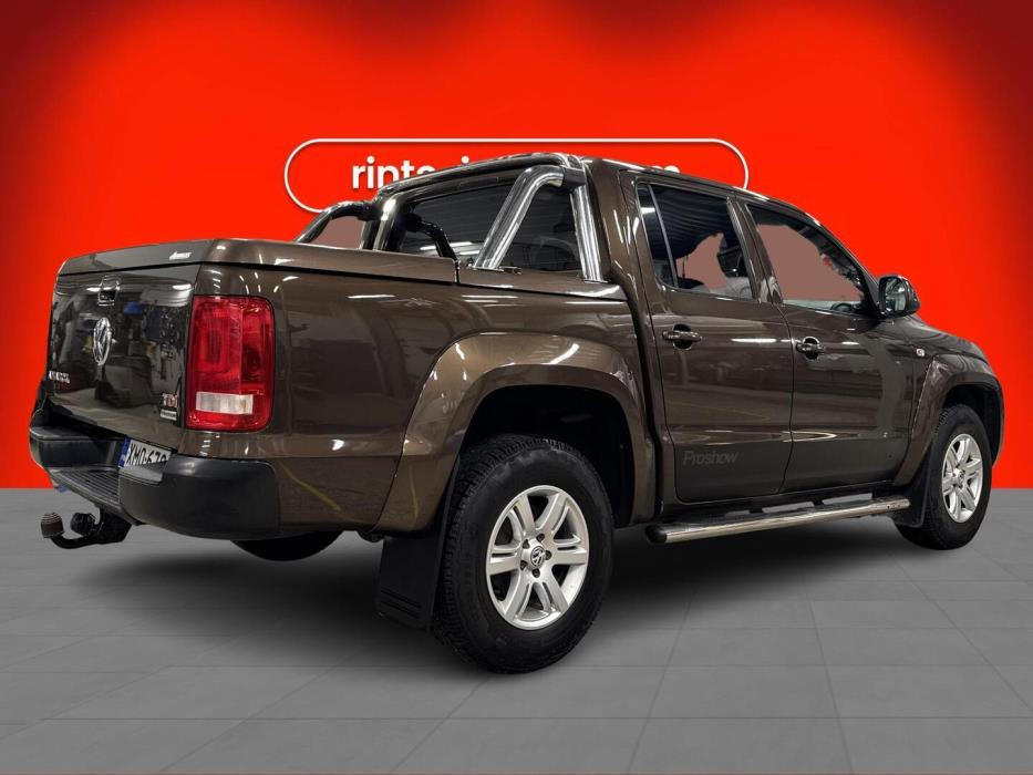 VOLKSWAGEN Amarok 2011