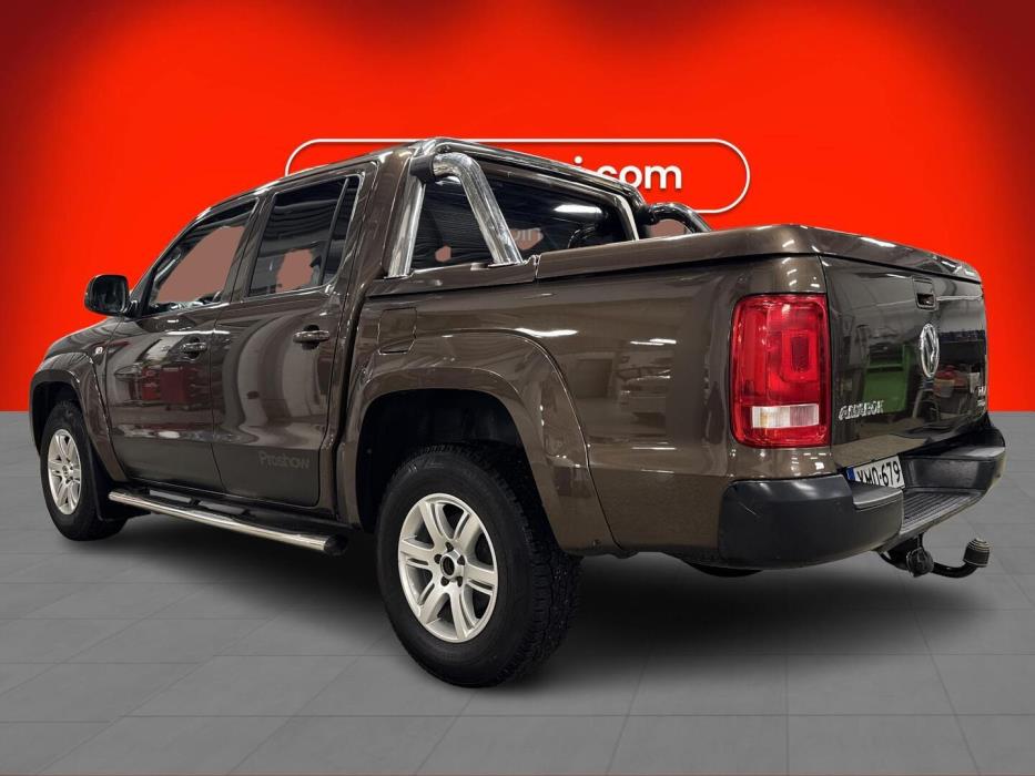 VOLKSWAGEN Amarok 2011