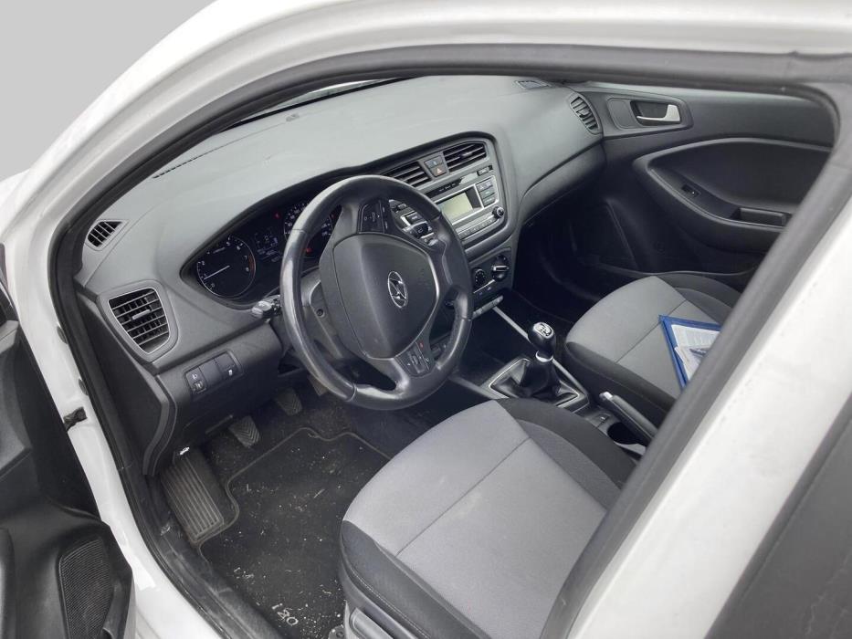 HYUNDAI i20 5d 2018