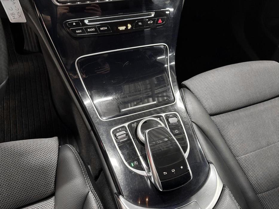 MERCEDES-BENZ C 2015