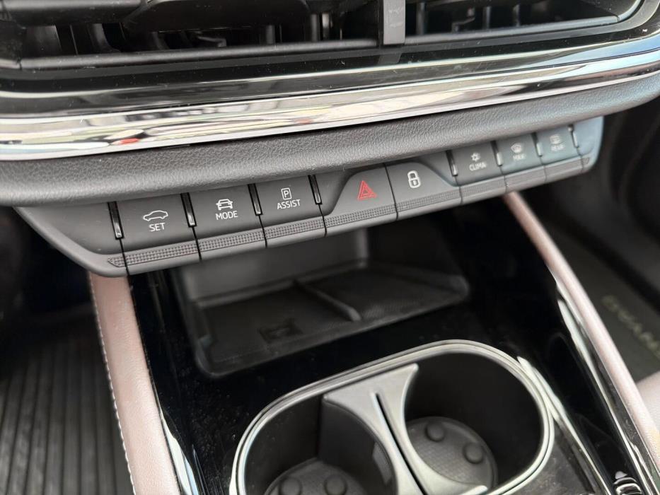 SKODA Enyaq 2022