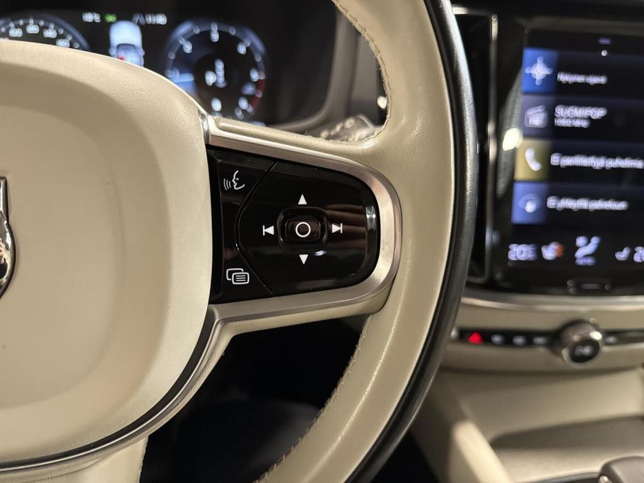 VOLVO V60 Cross Country 2022