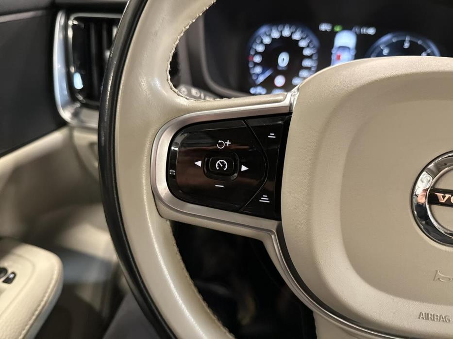 VOLVO V60 Cross Country 2022