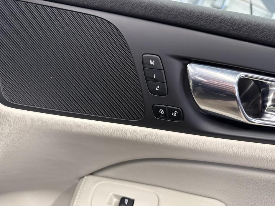 VOLVO V60 Cross Country 2022