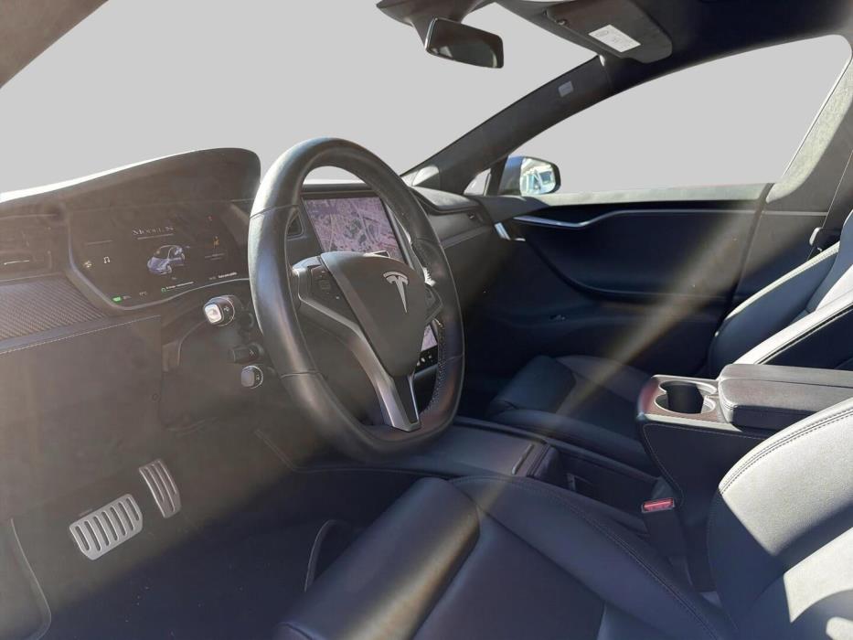 TESLA Model S 2020
