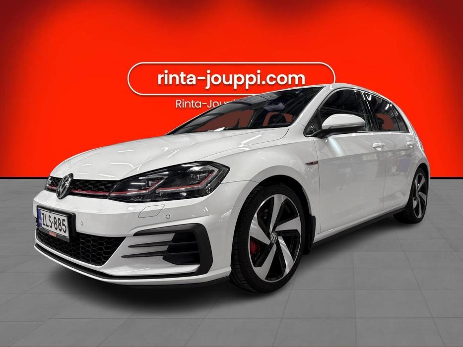 VOLKSWAGEN Golf 2018