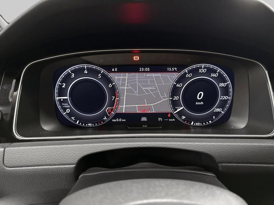 VOLKSWAGEN Golf 2018