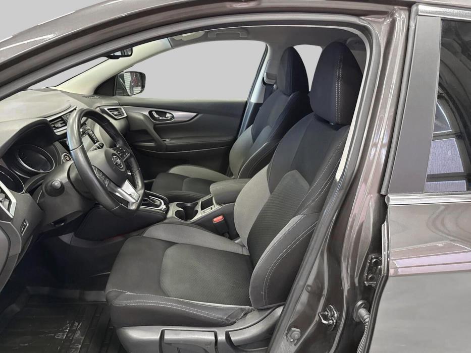 NISSAN Qashqai 2018
