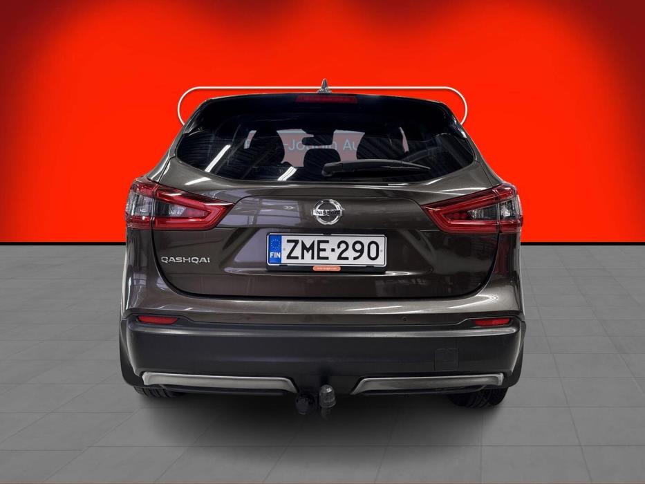 NISSAN Qashqai 2018