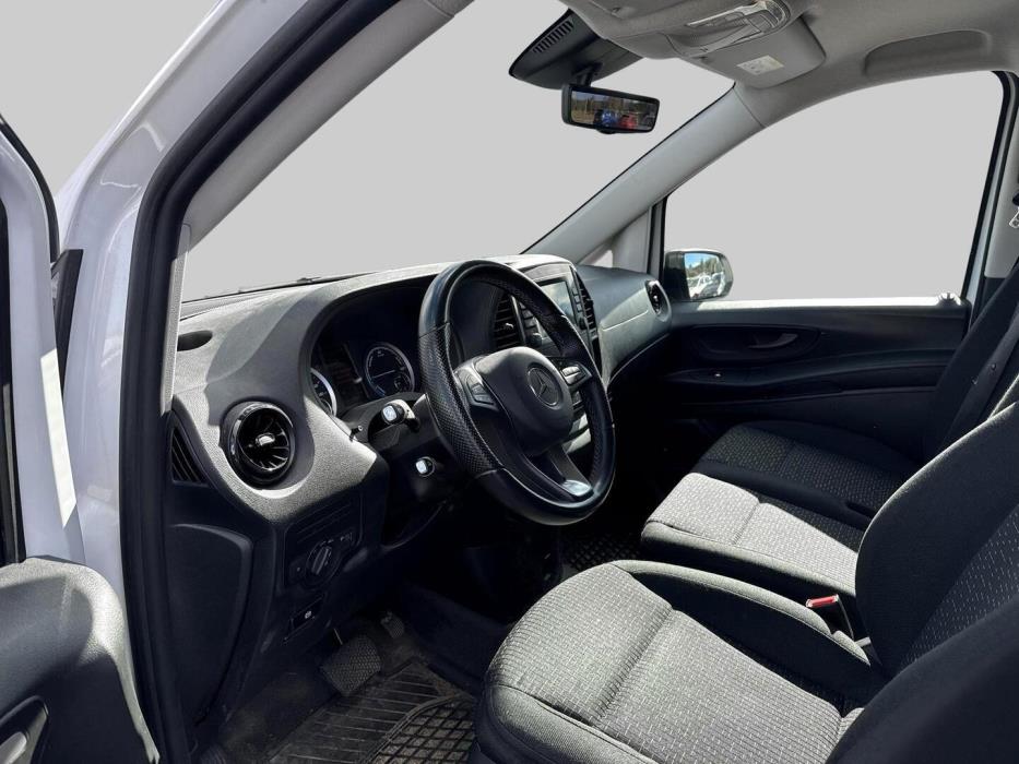 MERCEDES-BENZ Vito 2022