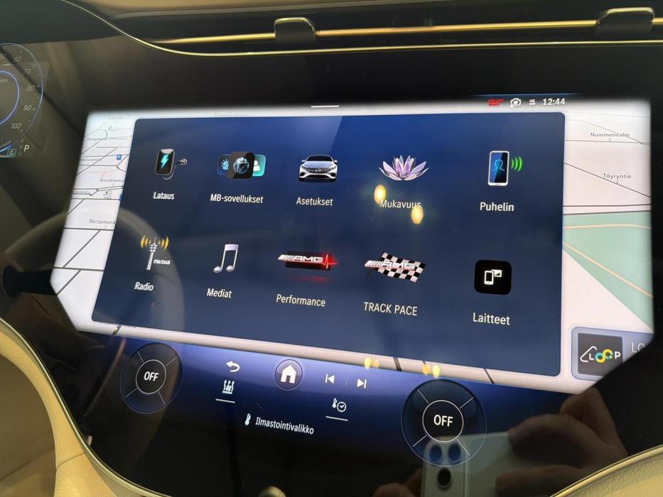 MERCEDES-BENZ EQS 2022