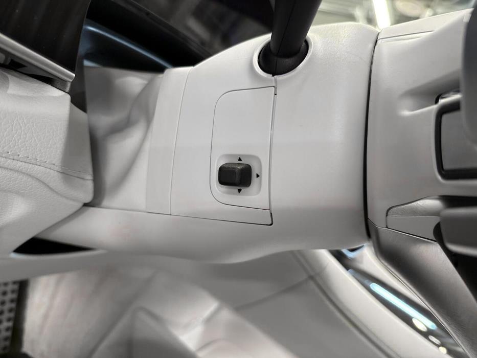 MERCEDES-BENZ EQS 2022