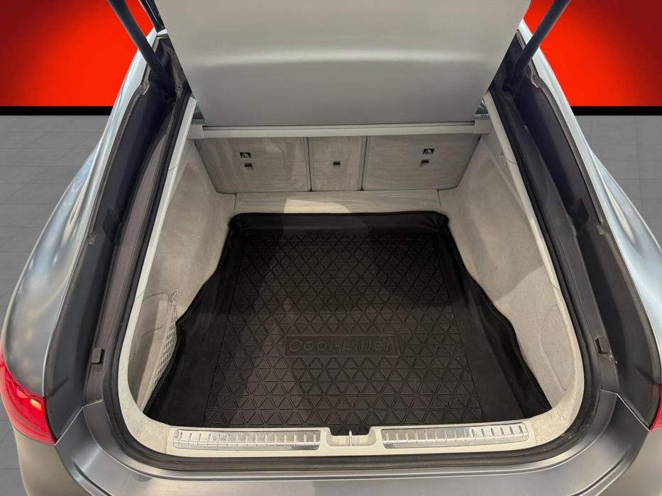 MERCEDES-BENZ EQS 2022