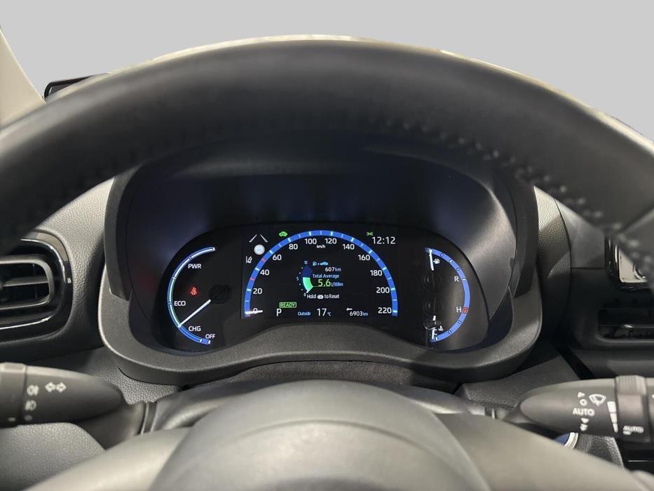 TOYOTA Yaris Cross 2023