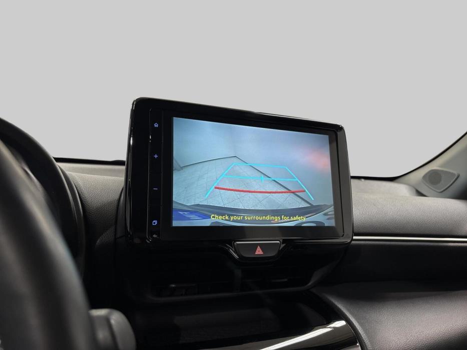 TOYOTA Yaris Cross 2023