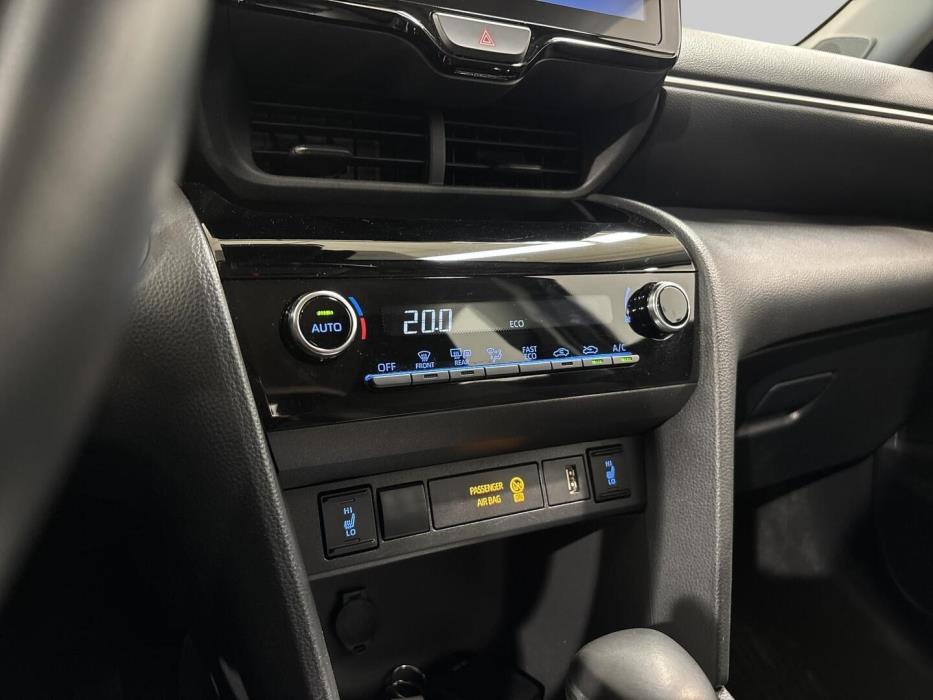 TOYOTA Yaris Cross 2023