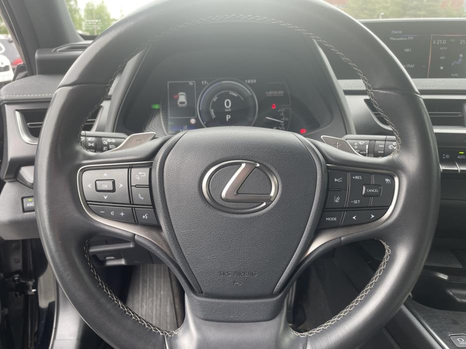 LEXUS UX 2021
