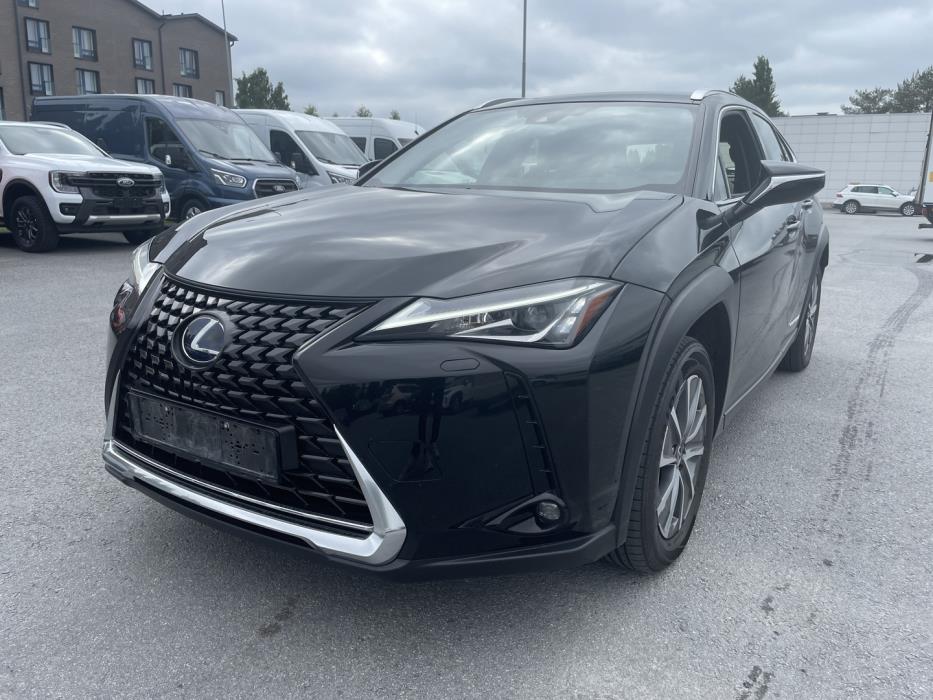LEXUS UX 2021