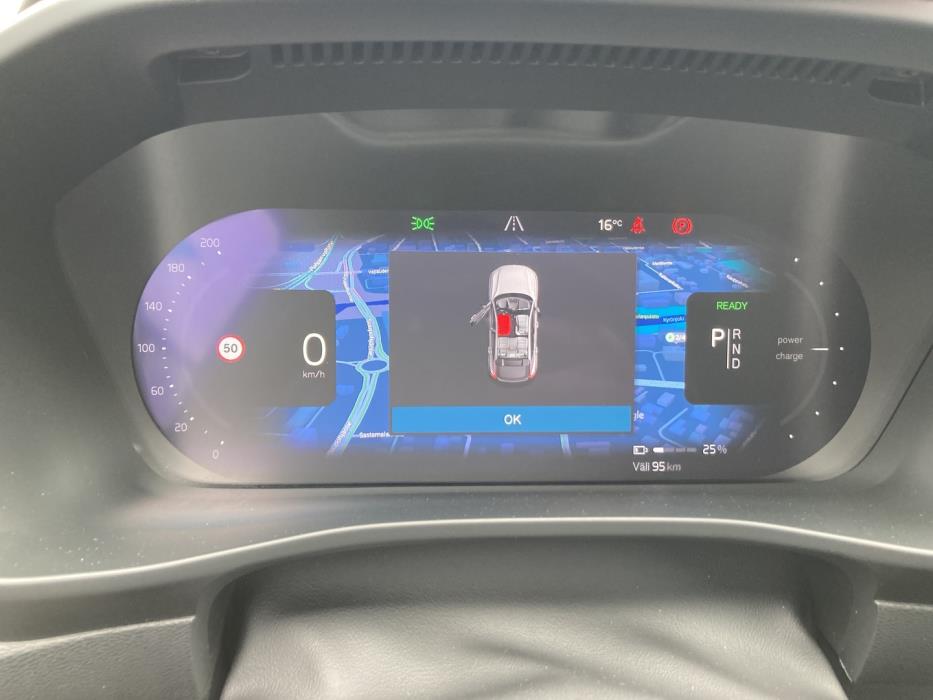 VOLVO C40 2023