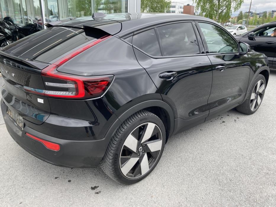 VOLVO C40 2023