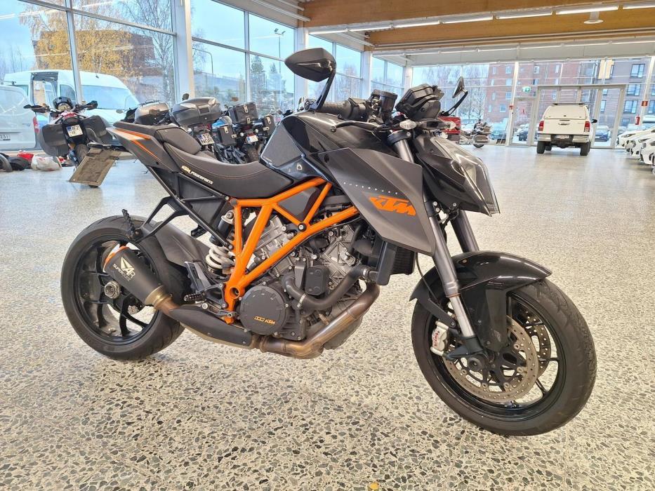KTM 1290 2015
