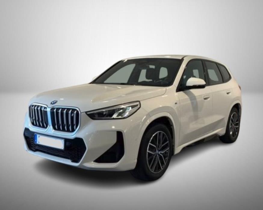 BMW iX1 2024