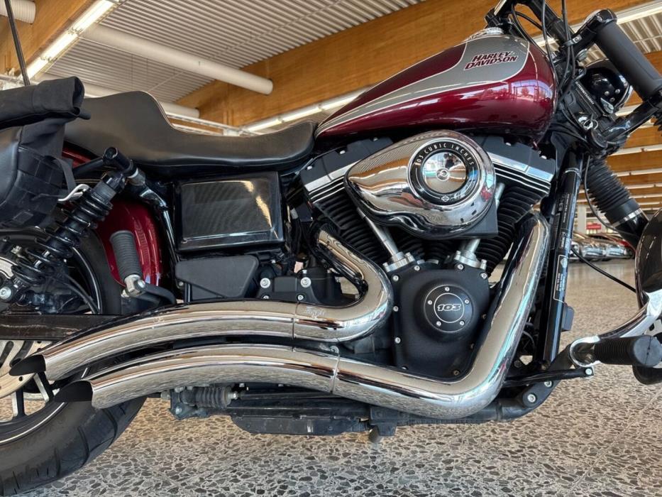 HARLEY-DAVIDSON DYNA 2014