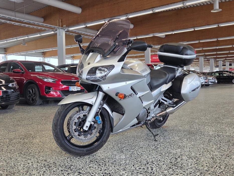 YAMAHA FJR 2003